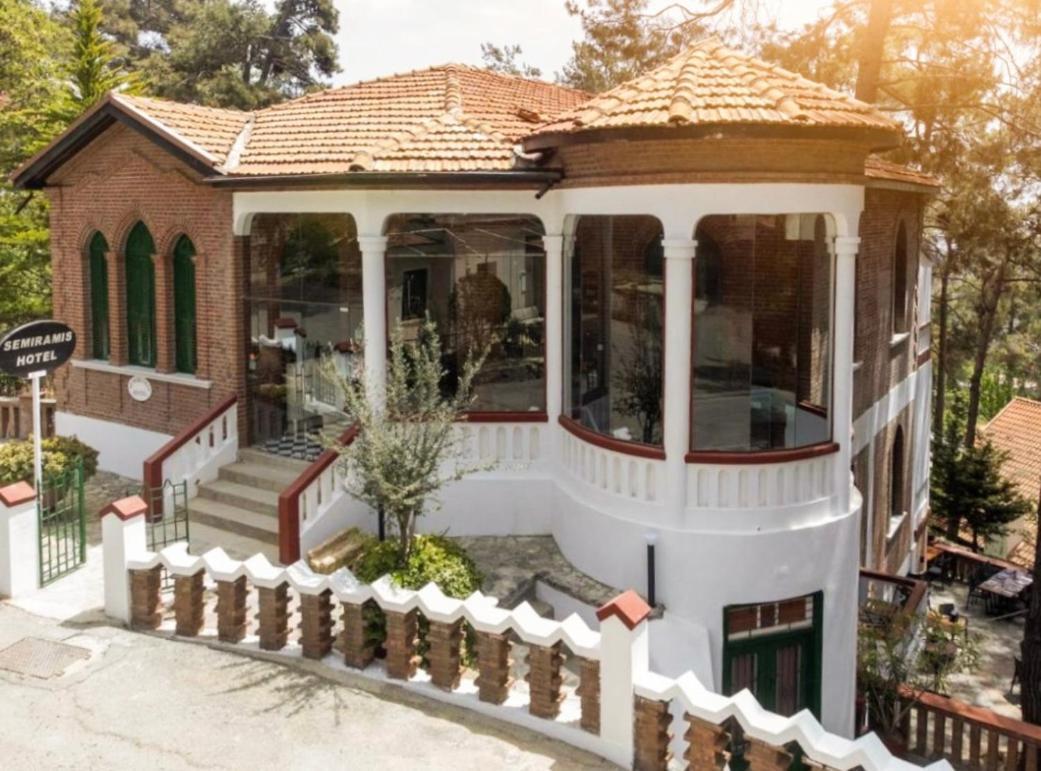 Semiramis Boutique Hotel & Spa Kato Platres Luaran gambar